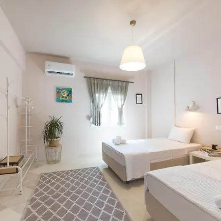 Daphne By Halu! : Downtown Family Penthouse Saloniki