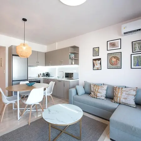 Daphne By Halu! : Downtown Family Penthouse Apartament Saloniki