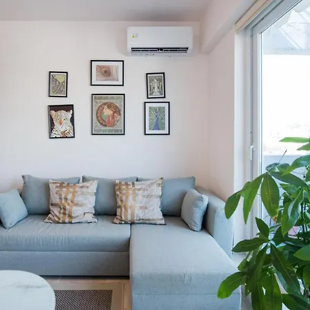 Daphne By Halu! : Downtown Family Penthouse Apartament