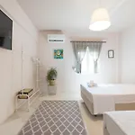 Daphne By Halu! : Downtown Family Penthouse 塞萨洛尼基