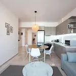 Daphne By Halu! : Downtown Family Penthouse * 塞萨洛尼基