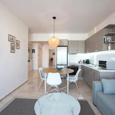Daphne By Halu! : Downtown Family Penthouse * Salonicco