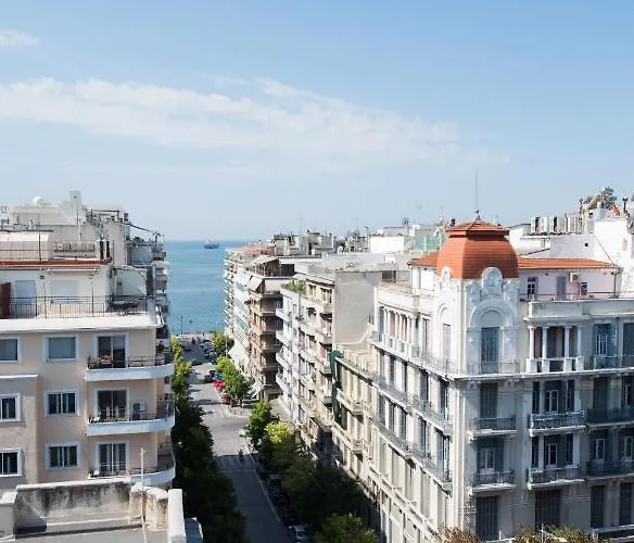 Daphne By Halu! : Downtown Family Penthouse Apartament