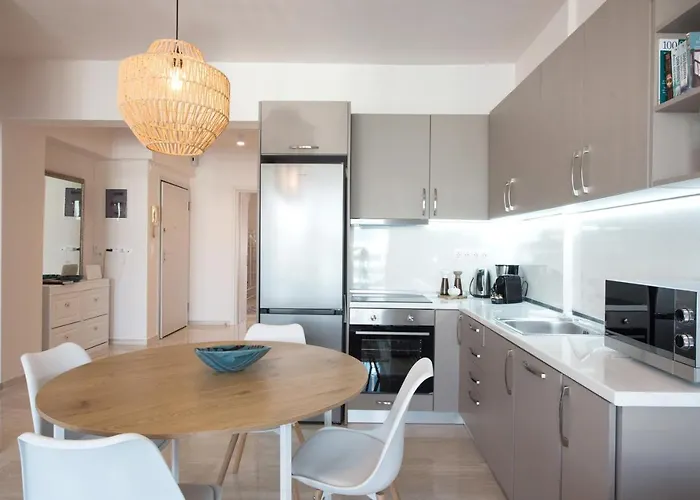 Daphne By Halu! : Downtown Family Penthouse Apartament *