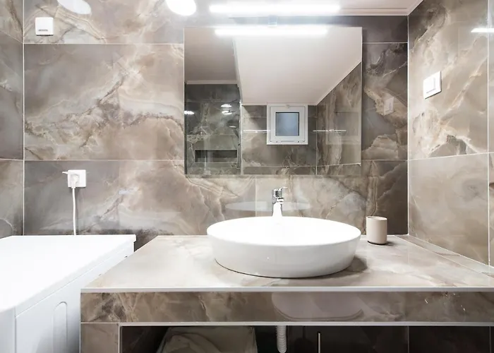 Daphne By Halu! : Downtown Family Penthouse Apartament *