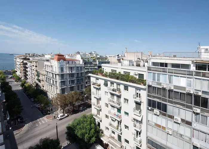 Daphne By Halu! : Downtown Family Penthouse Apartament *
